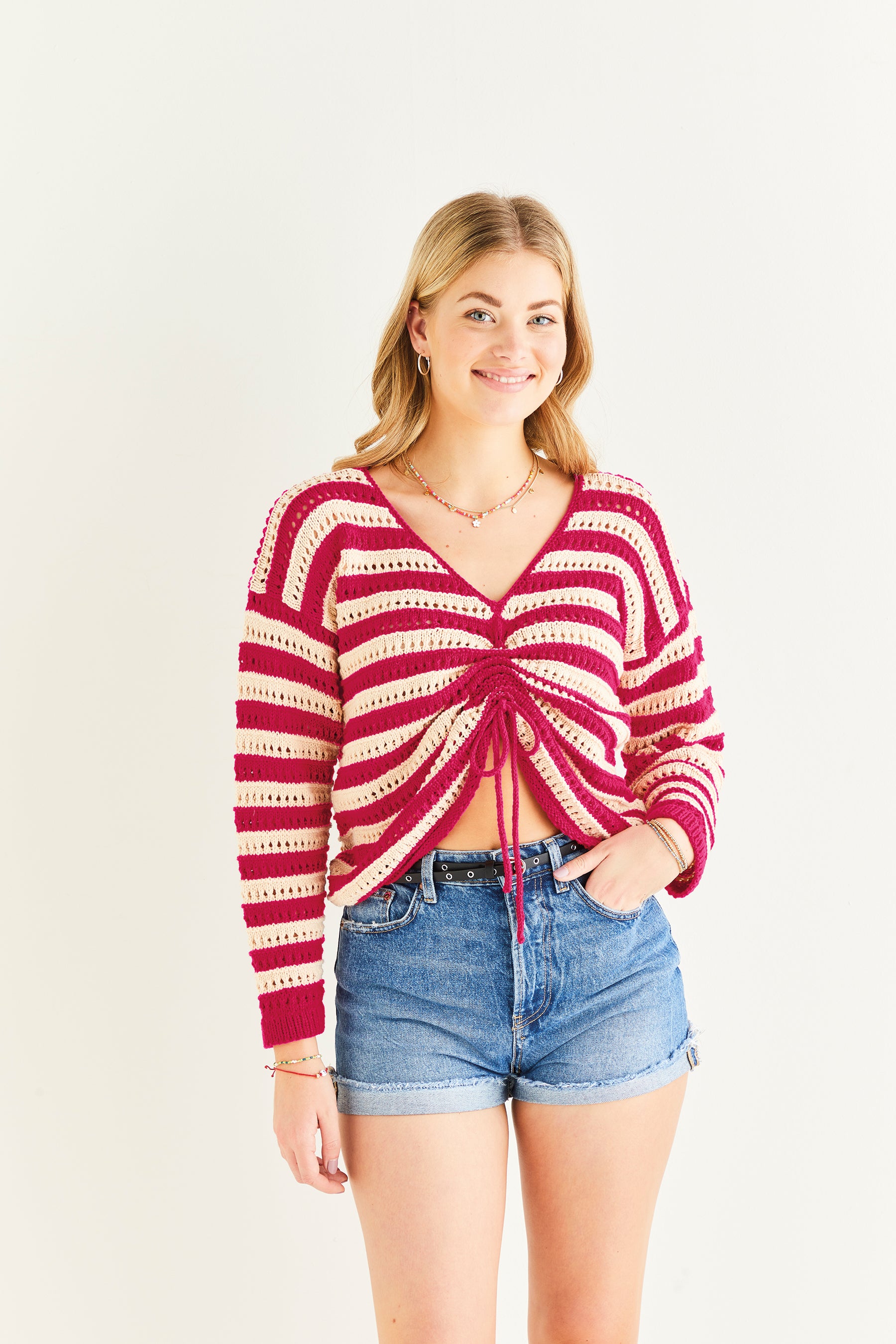 Sirdar Knitting Pattern 10540 Women Striped Top in Stories DK