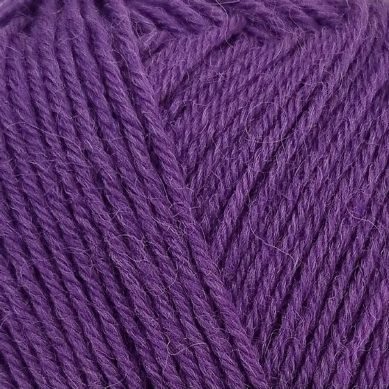 Cygnet Truly Wool Rich 4ply 1952 Regal Purple 50g