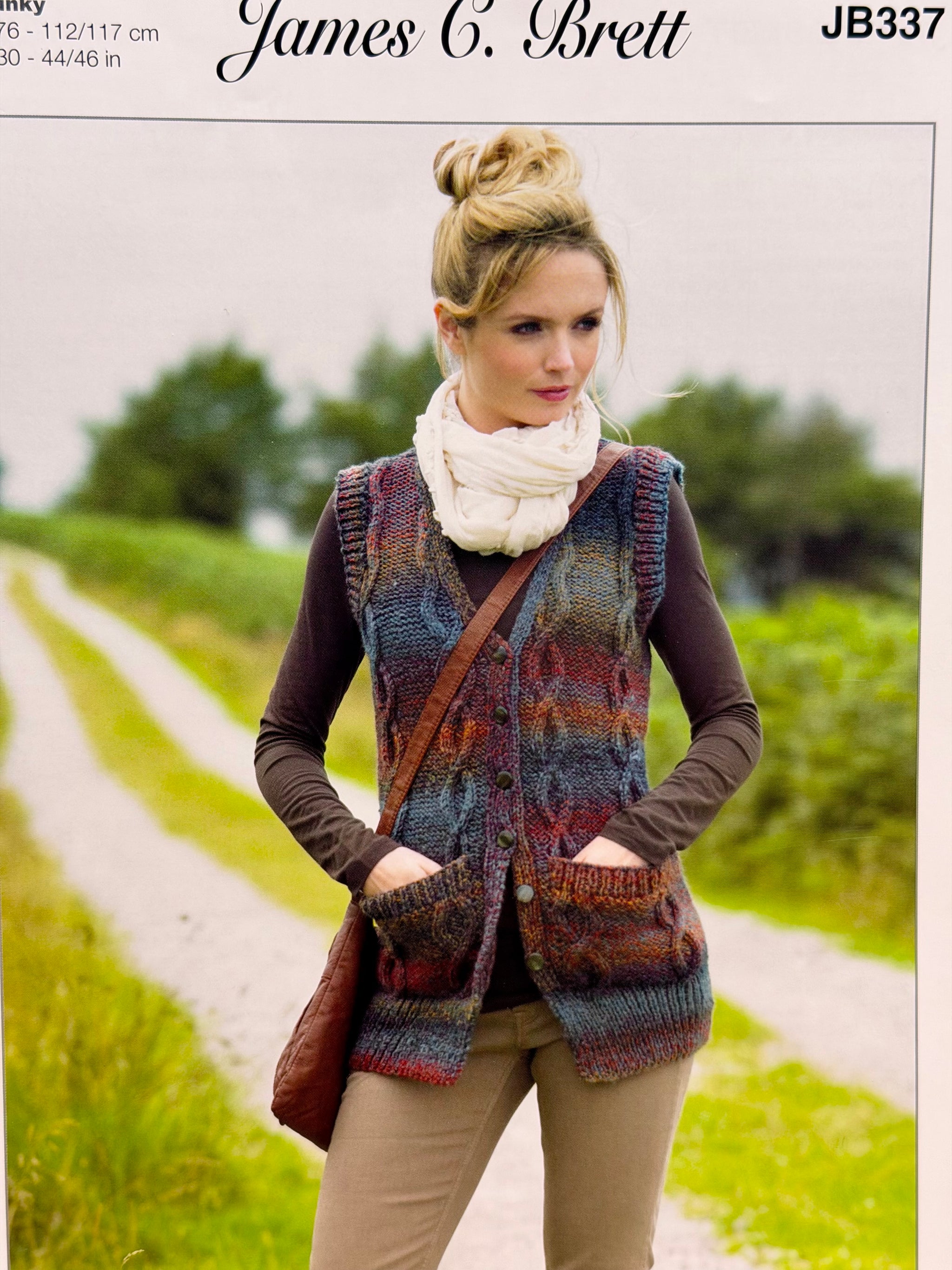 Thursday Twenty 27.08.26 Pebble Waistcoat Black and White Mix