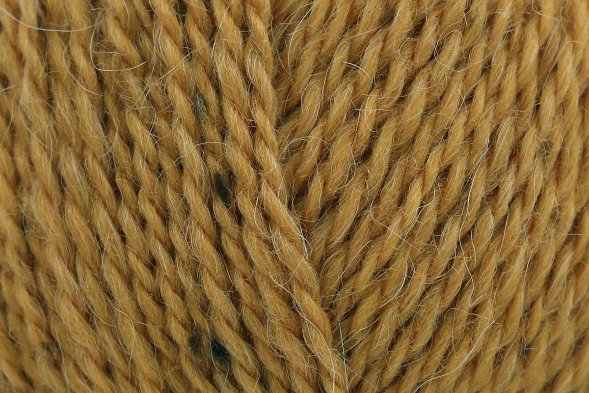 King Cole Homespun DK Amber 5114 - 50g