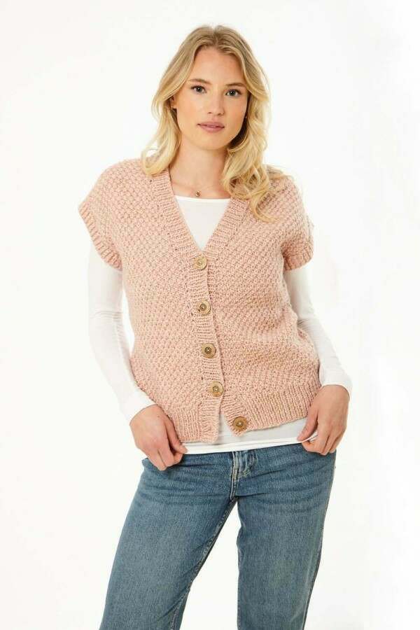 King Cole 6405 Sweater and Waistcoat in Big Value Chunky Leaflet