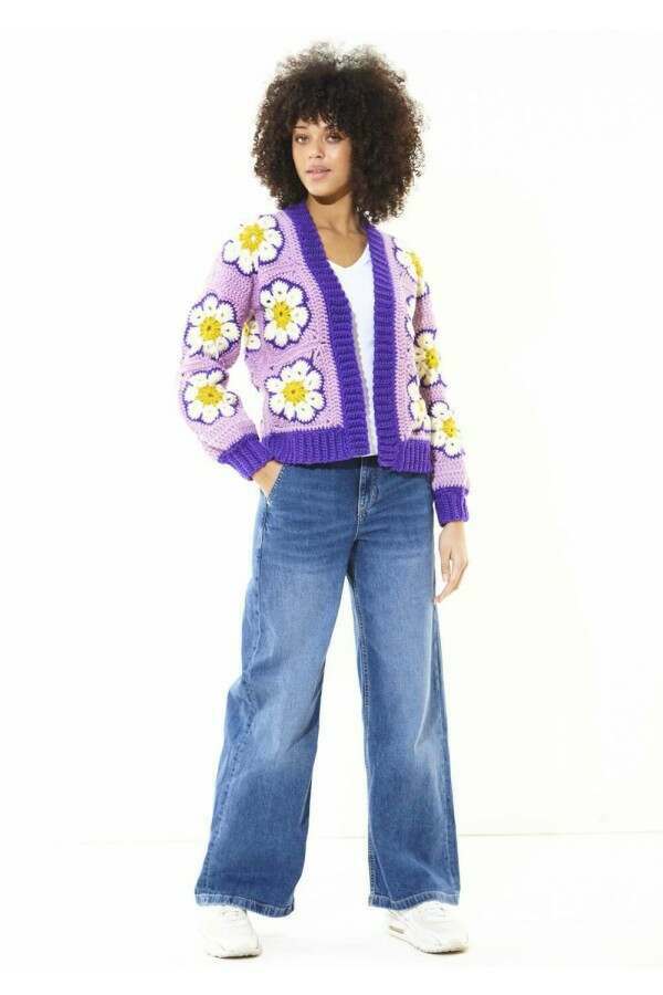 King Cole 6489 Cardigan and Jumper in Big Value Chunky Leaflet