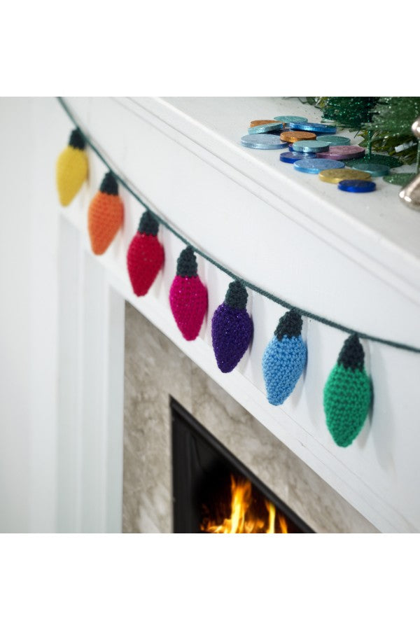 King Cole: Christmas Crochet Book 4
