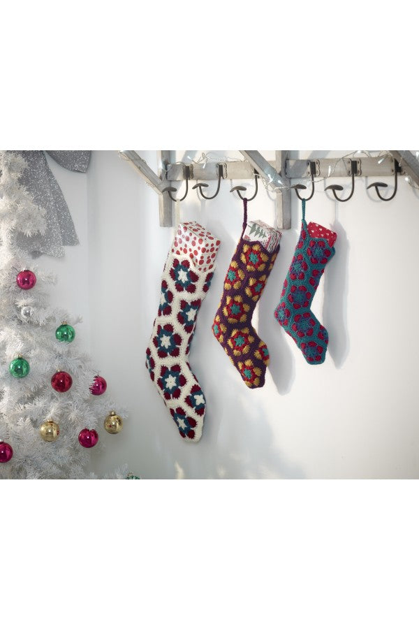 King Cole: Christmas Crochet Book 4