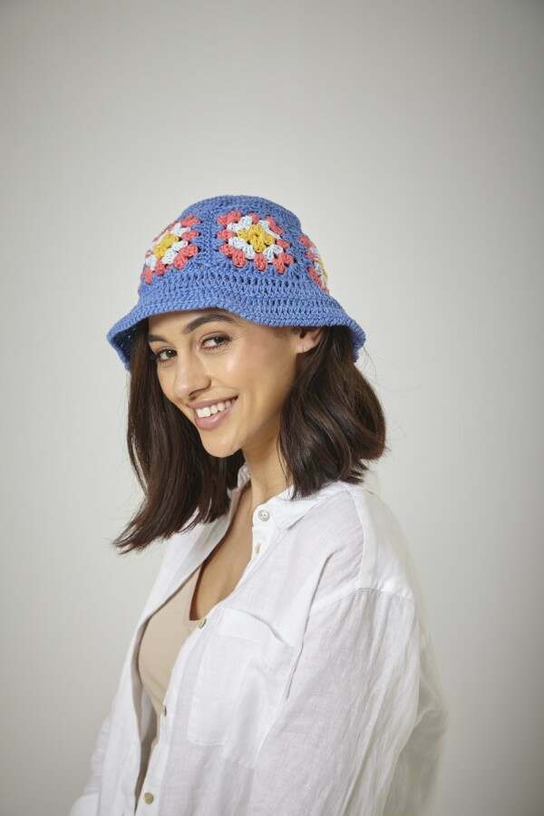 King Cole 6398 Crochet Bucket Hats in Cottonsoft DK Leaflet