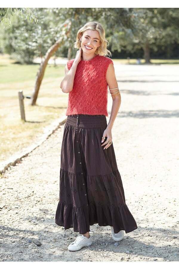 King Cole 6595 Tank Top, Sweater and Cowls in Flair Solo Chunky Leaflet