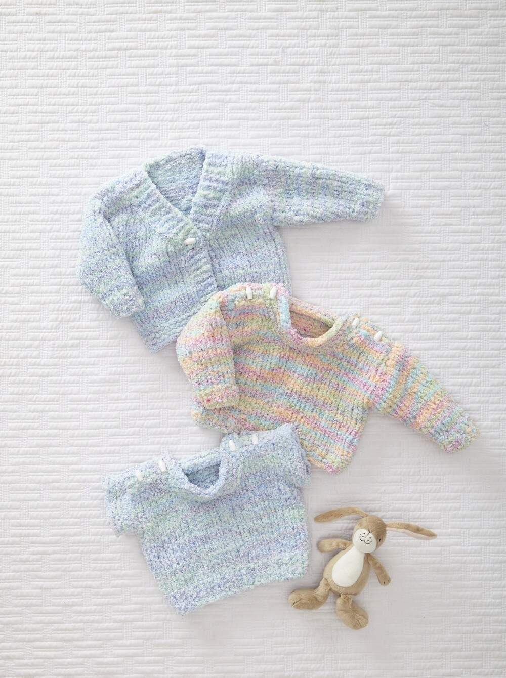 King Cole 6237 Sweater, Slipover and Cardigan in Fruitilicious Leaflet