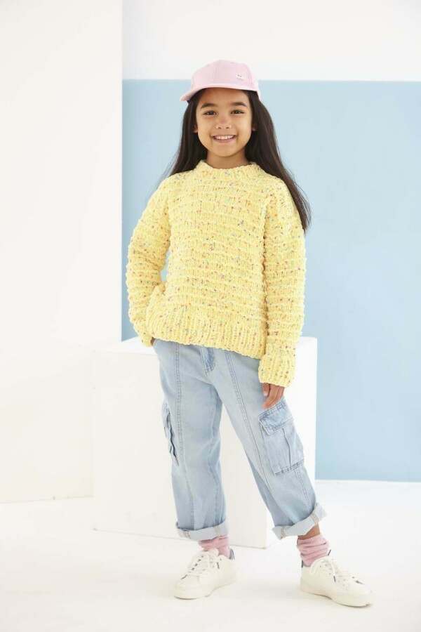 King Cole 6251 Sweater and Cardigan in Yumtastic Leaflet