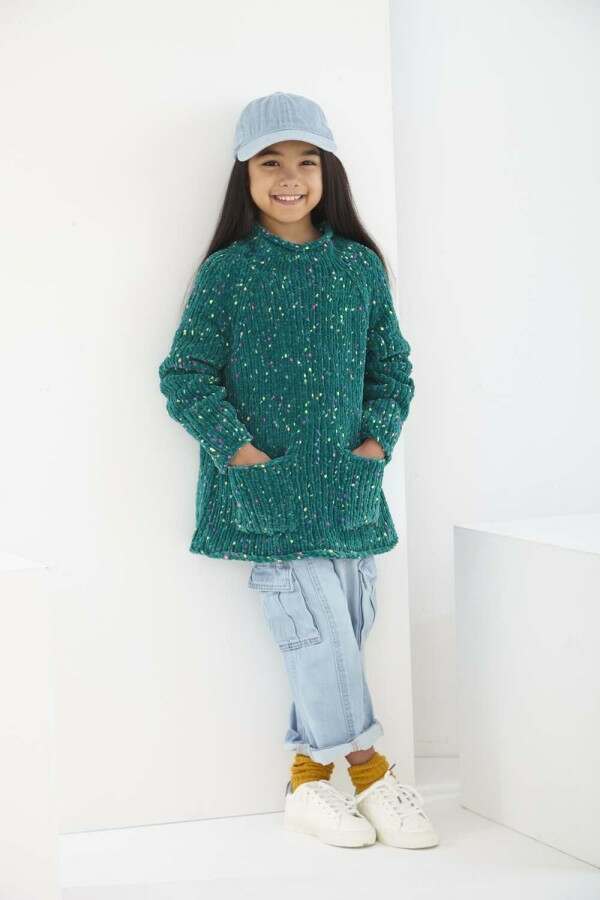 King Cole 6252 Children Sweaters and Bag in Yumtastic leaflet