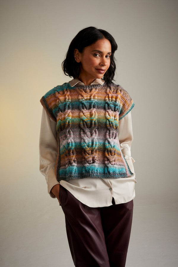 Sirdar 10717 Tunic in Jewelspun Booklet