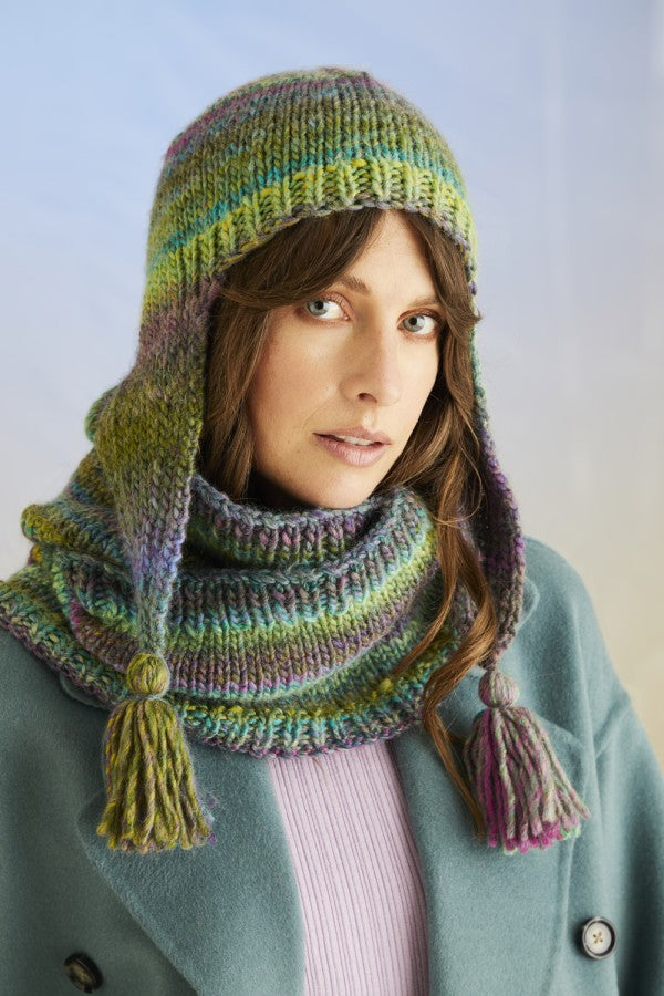 Sirdar 10709 Hat and Snood in Jewelspun with Wool Chunky Booklet