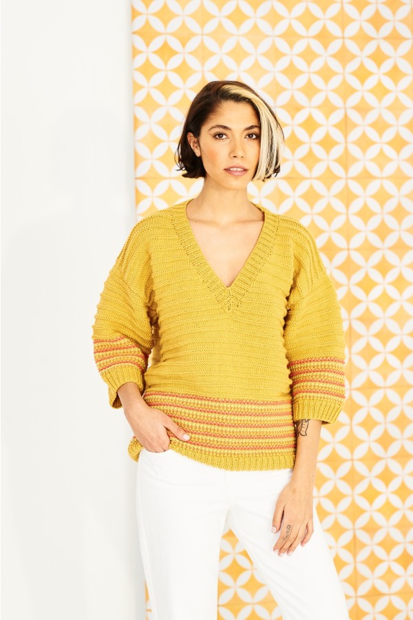 Stylecraft 9847 Cardigan and Sweater in Bellissima DK Leaflet