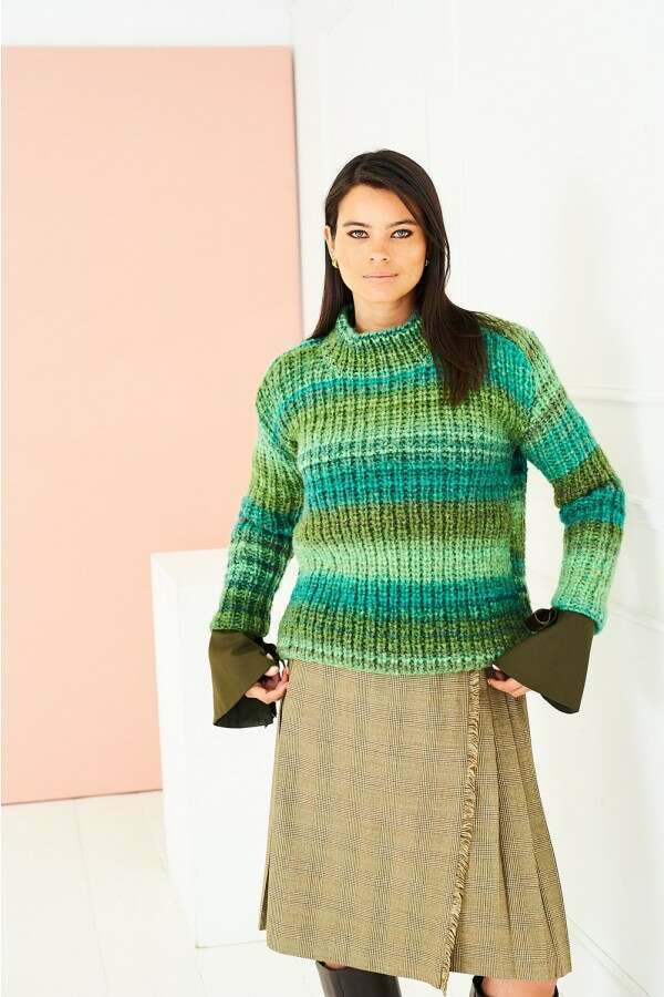 Stylecraft 10265 Sweaters in Dream Cloud Chunky Leaflet