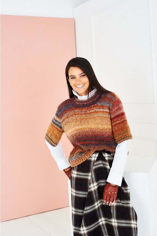 Stylecraft 10269 Sweater and Cardigan in Dream Cloud Chunky Leaflet