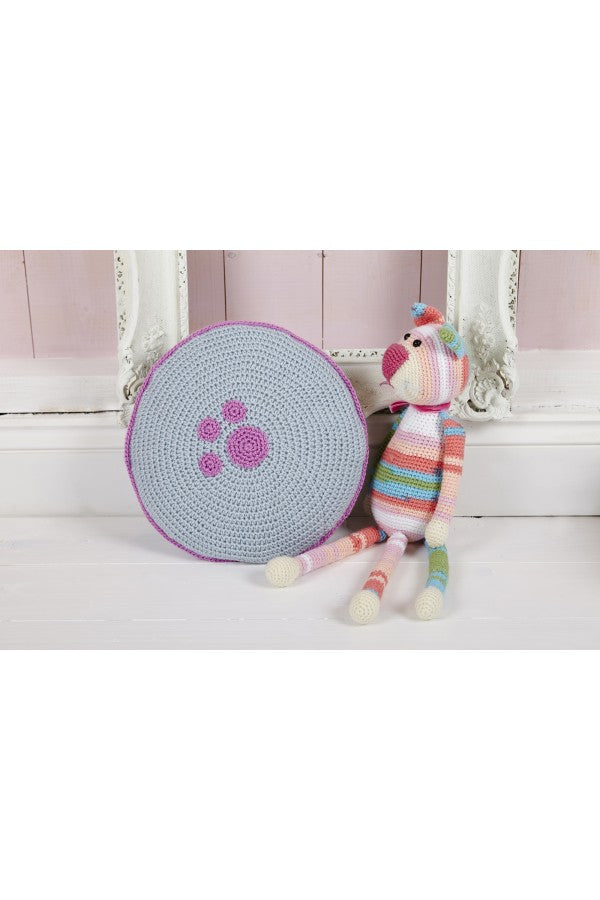 Stylecraft 9214 Kittens & Paw Print Pillow in Wondersoft Merry Go Round and Life DK Leaflet