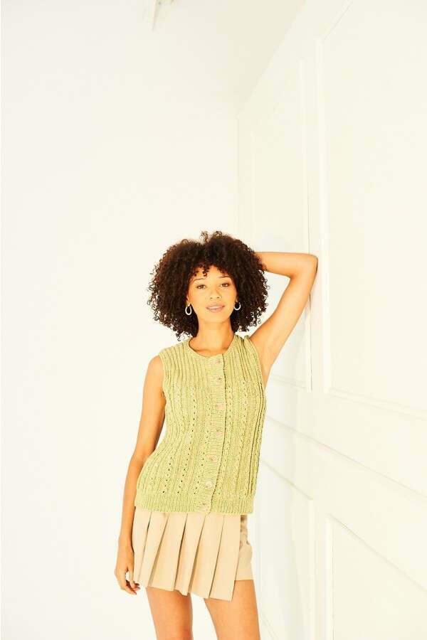 Stylecraft 10155 Cardigan and Waistcoat in Soft Pastels Aran Leaflet