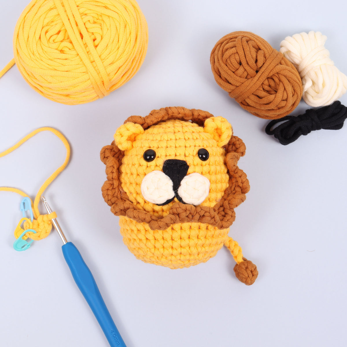 Beginners Amigurumi Lion Crochet Kit