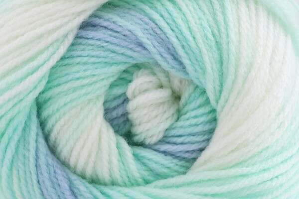 Wendy Giggles DK Mint Coolie WG17 - 100g