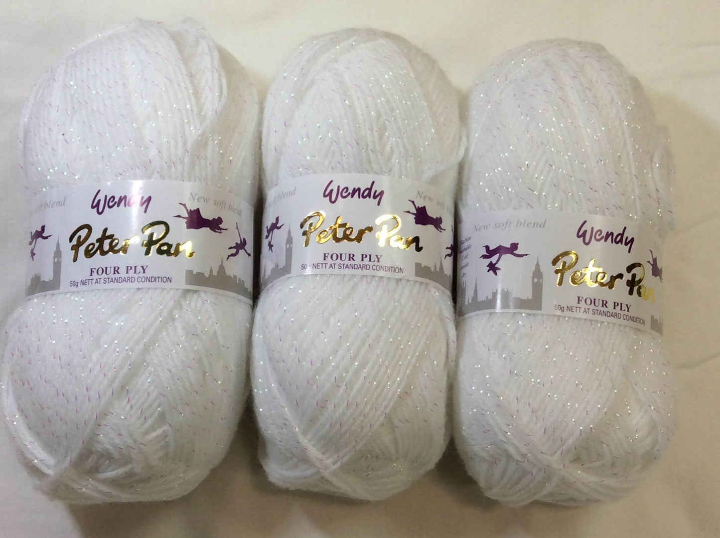 Peter Pan 4ply 3001 Soft Cream Moondust