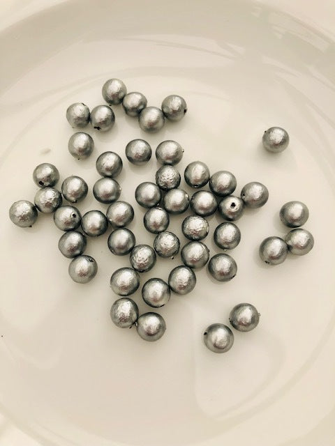 Gutermann Matt Glass Bead 9902 8mm Silver