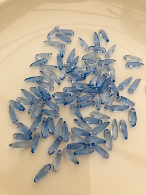 Gutermann Glass Tear Drop Bead 6660 3mm Light Blue
