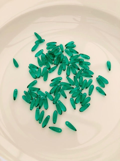 Gutermann Glass Tear Drop Bead 7300 3mm Green