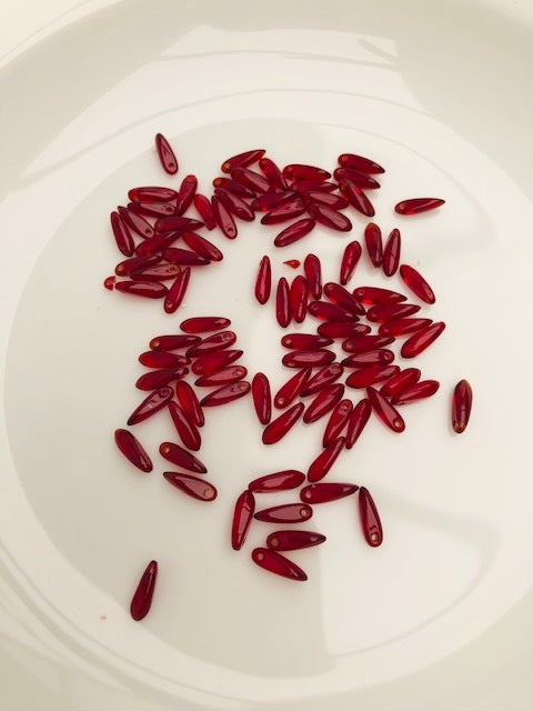 Gutermann Glass Tear Drop Beads 4395 3mm Red