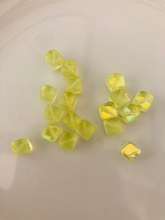 Gutermann Cube Glass Beads 8580 8mm Yellow