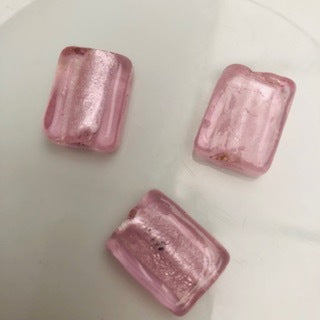 Glass Bead Square : Pink