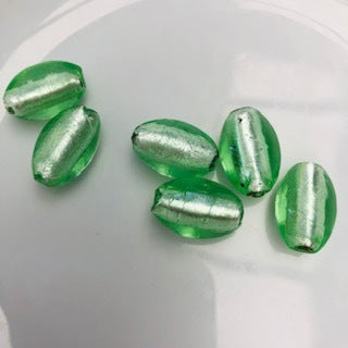 Oval Medium Glass Bead : Green