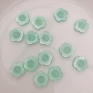 Flower Button 15mm Pale Green