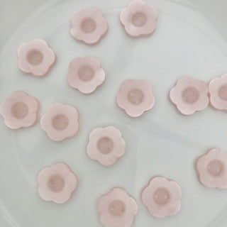 Flower Button 18mm Pale Pink
