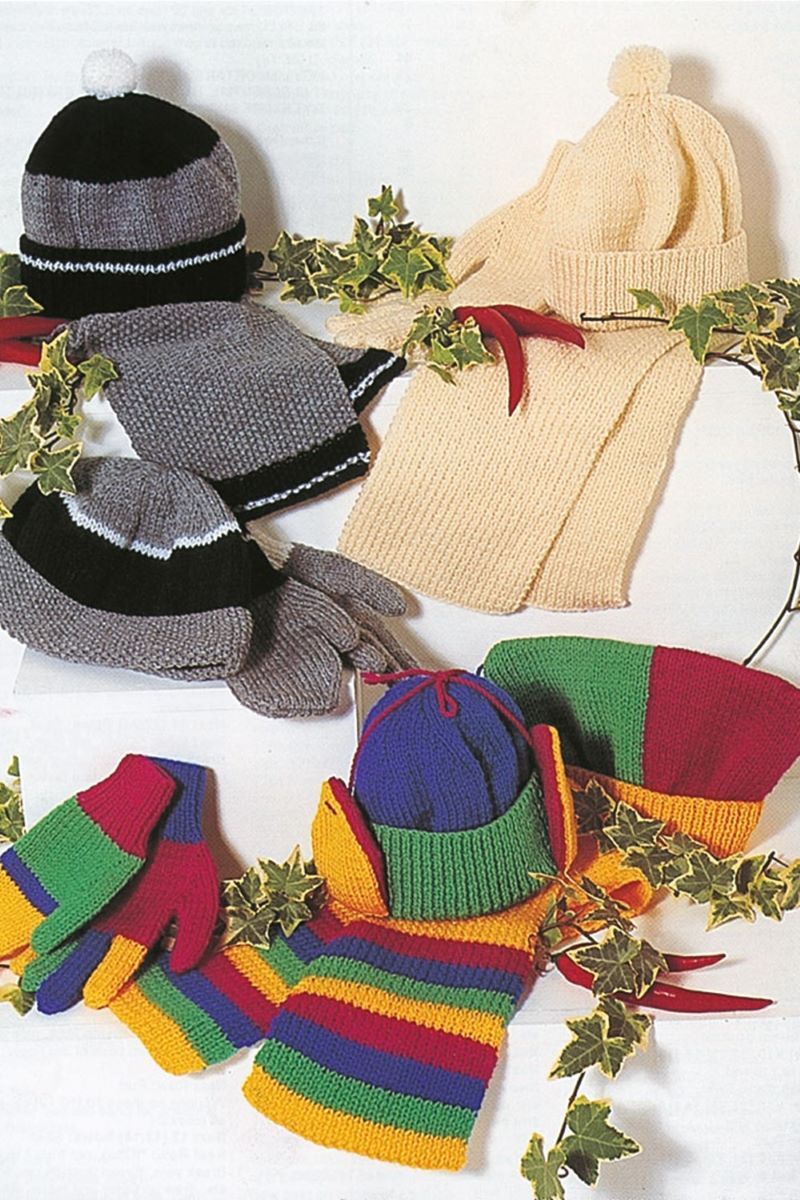 Stylecraft 4388 DK Children Accessories 4-14 years