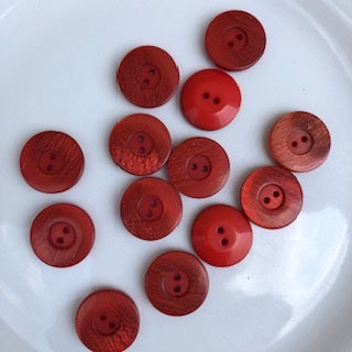 Rust Rimmed Button Size 23mm