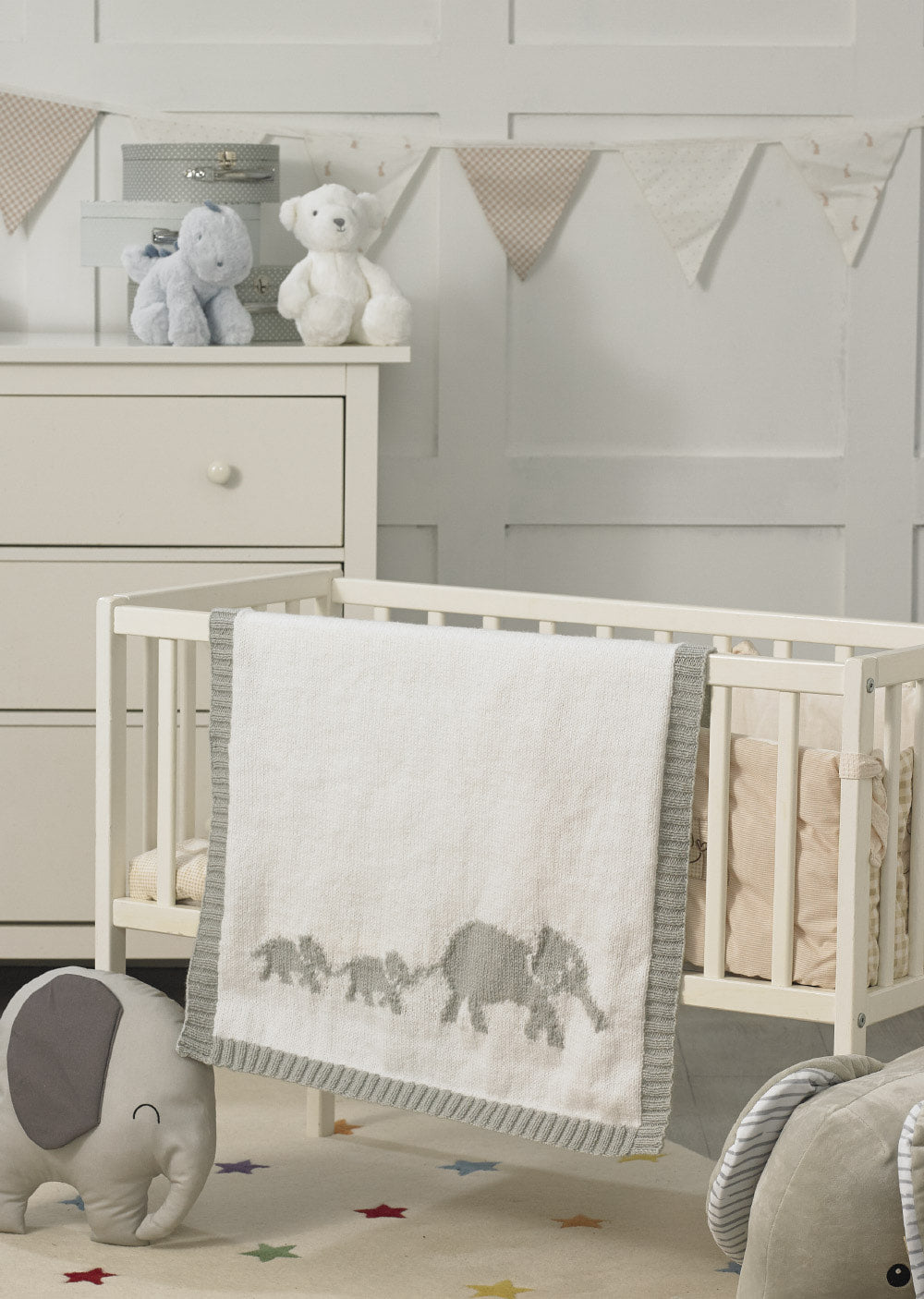 James C Brett Baby Blanket Knitting Pattern JB908