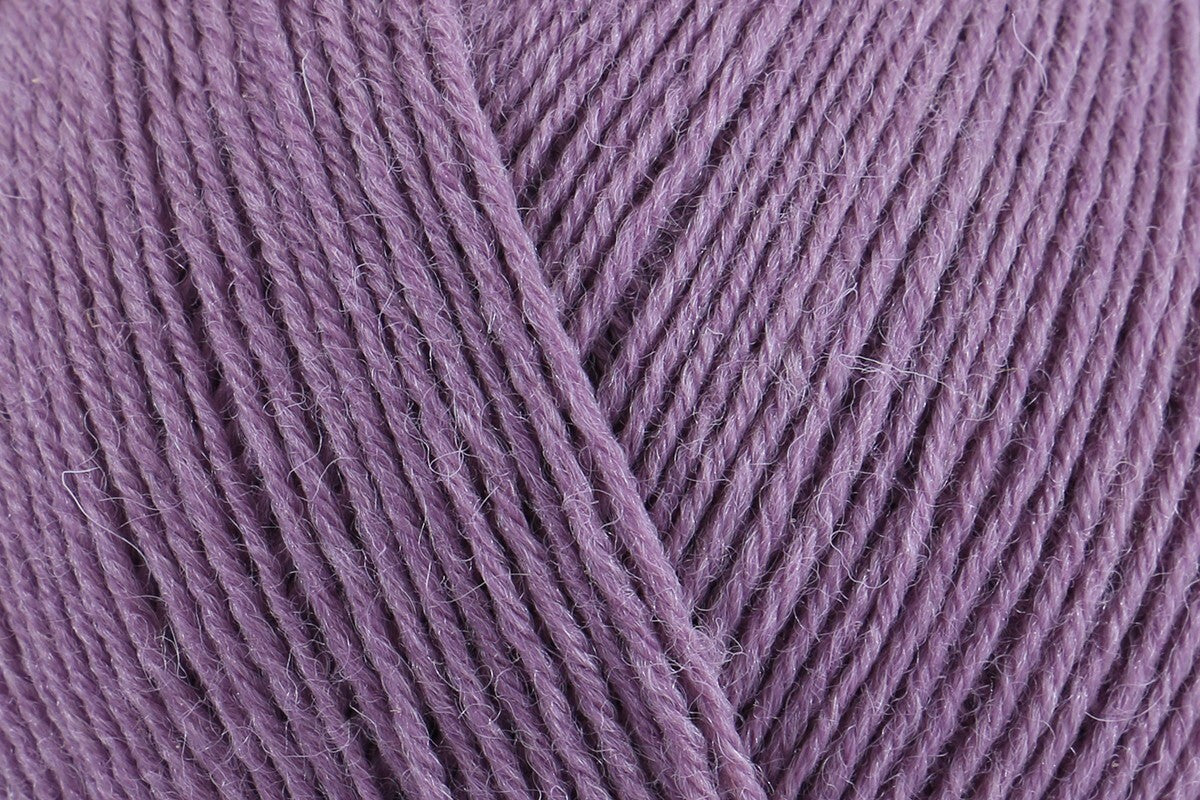West Yorkshire Spinners Signature 4 Ply - Penny Royal 530 - 100g