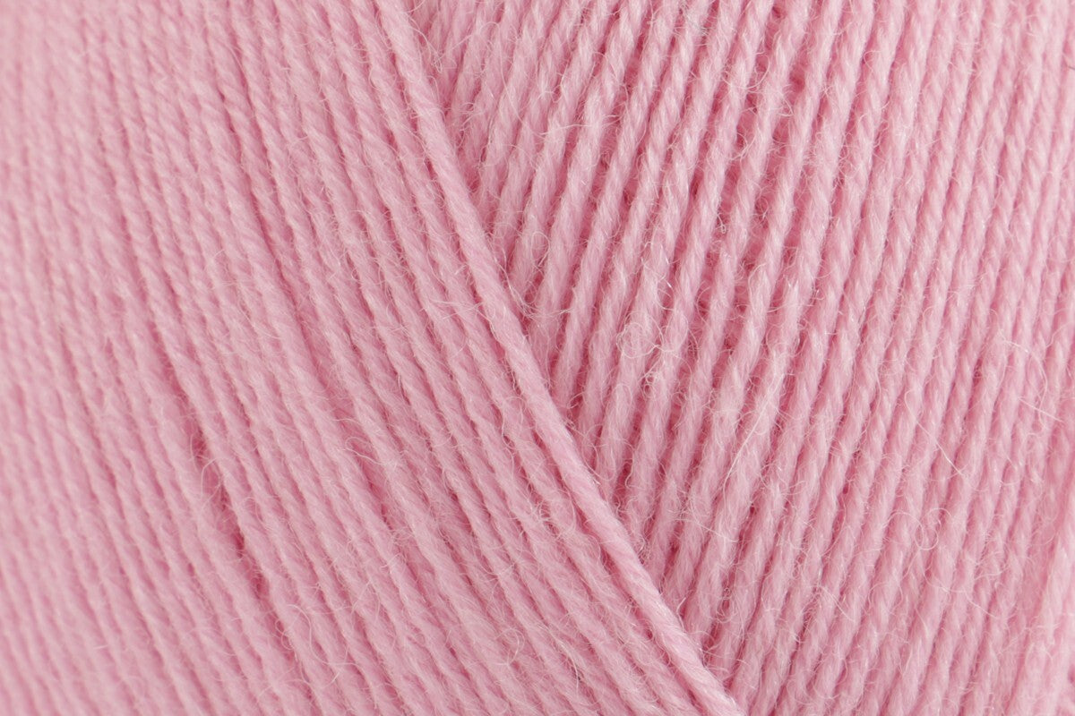 West Yorkshire Spinners Signature 4 Ply - Candy Floss 547 - 100g