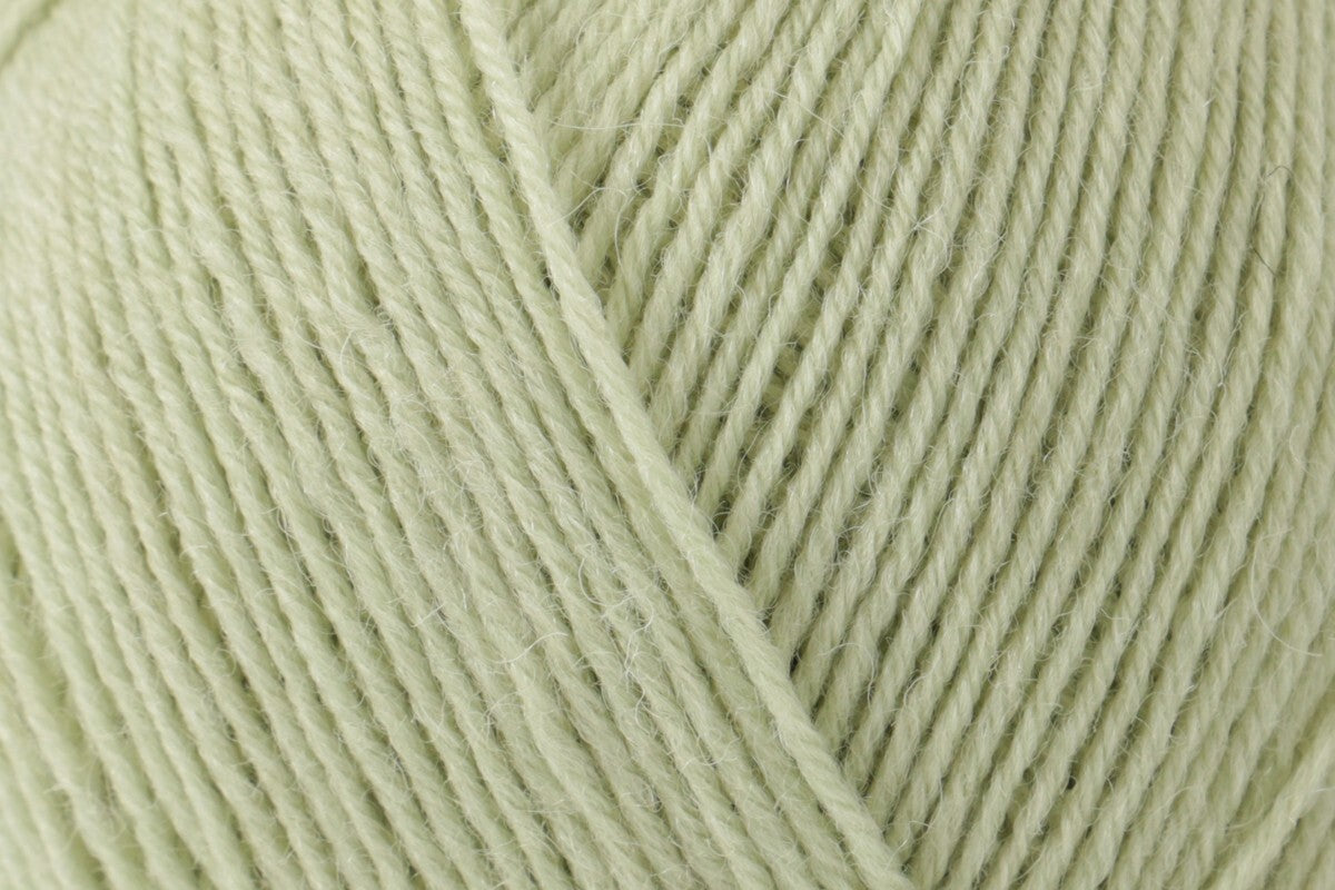 West Yorkshire Spinners Signature 4 Ply - Hydrangea 335 - 100g