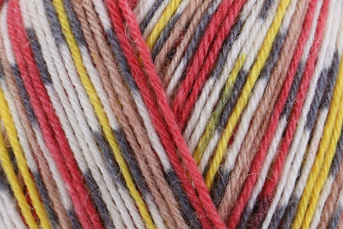 West Yorkshire Spinners Signature 4 Ply - Goldfinch 840 - 100g