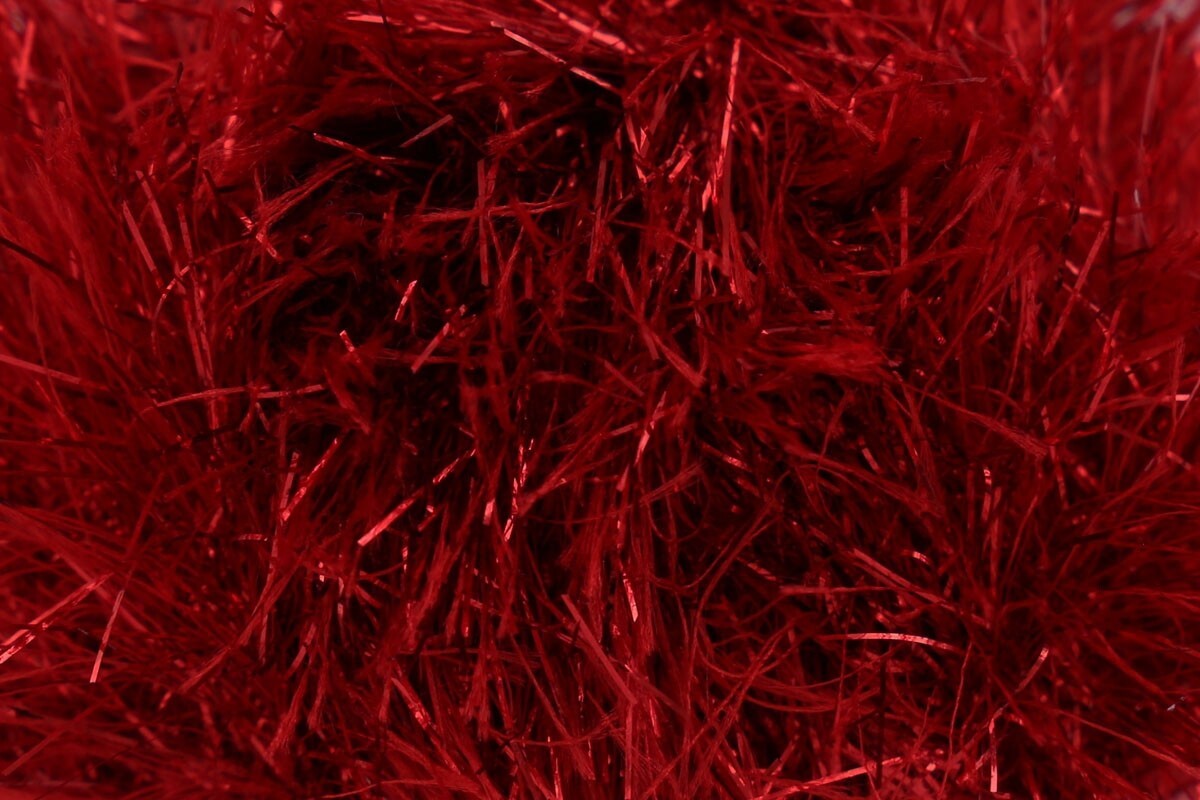 King Cole Tinsel Chunky - Red Delight 3902 - 50g